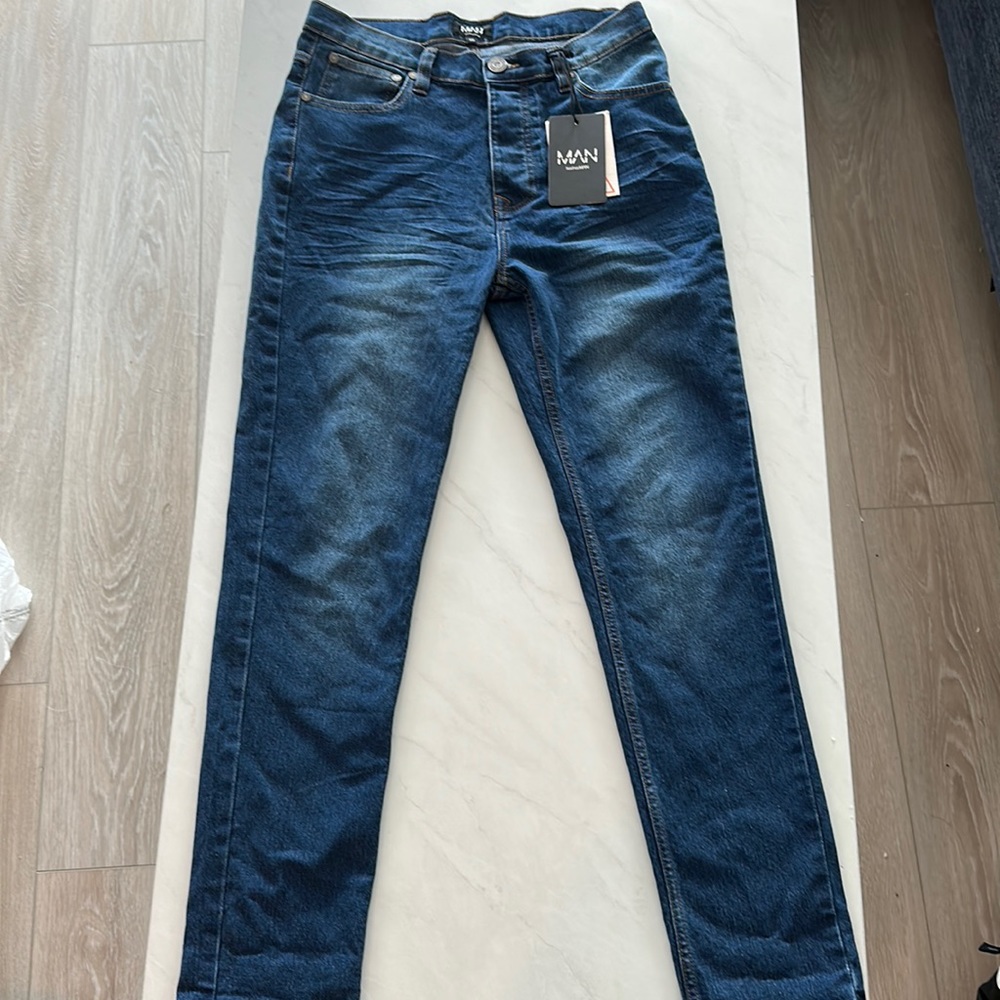 Men’s Small Mid Wash Skinny Fit Jeans